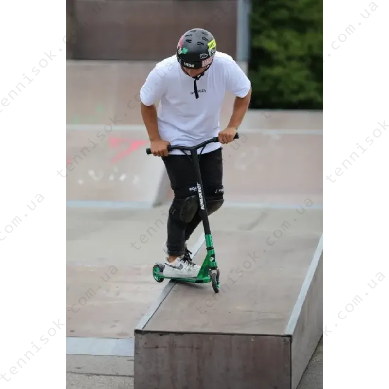 Самокат трюковый Schildkrot Flipwhip Electric Black/Green