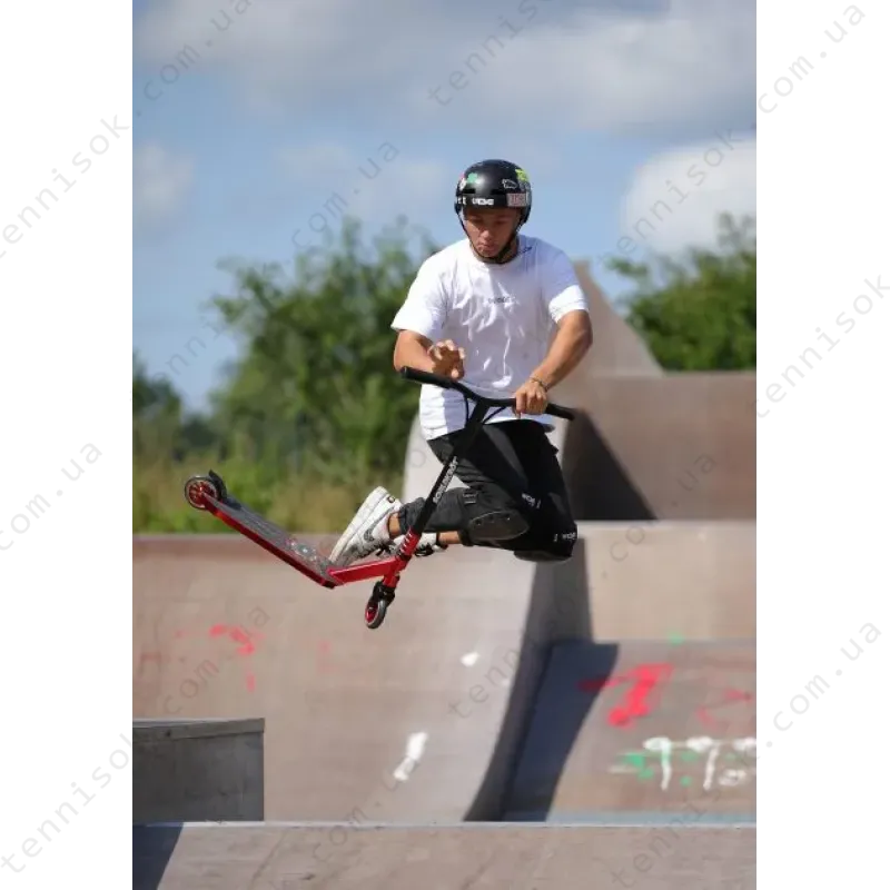 Самокат трюковий Schildkrot Flipwhip Electric Black/Red