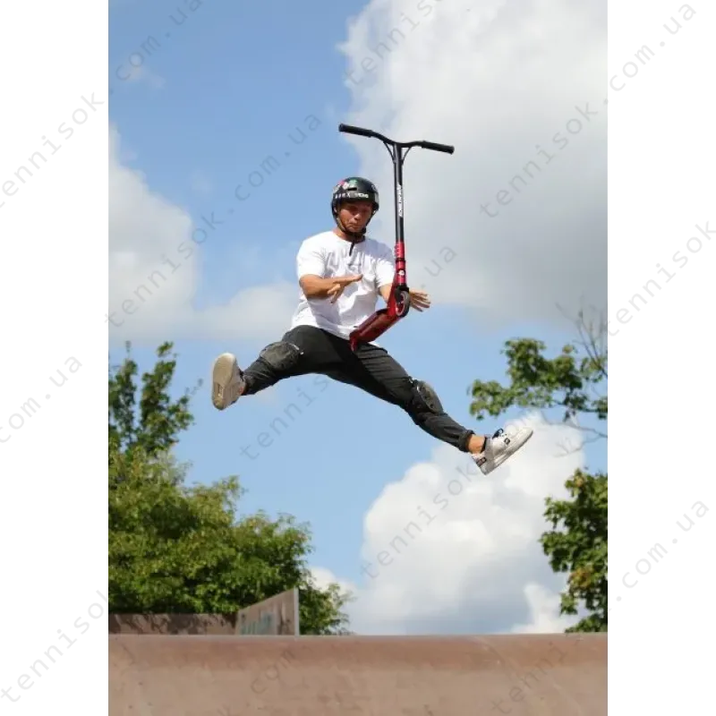 Самокат трюковий Schildkrot Flipwhip Electric Black/Red