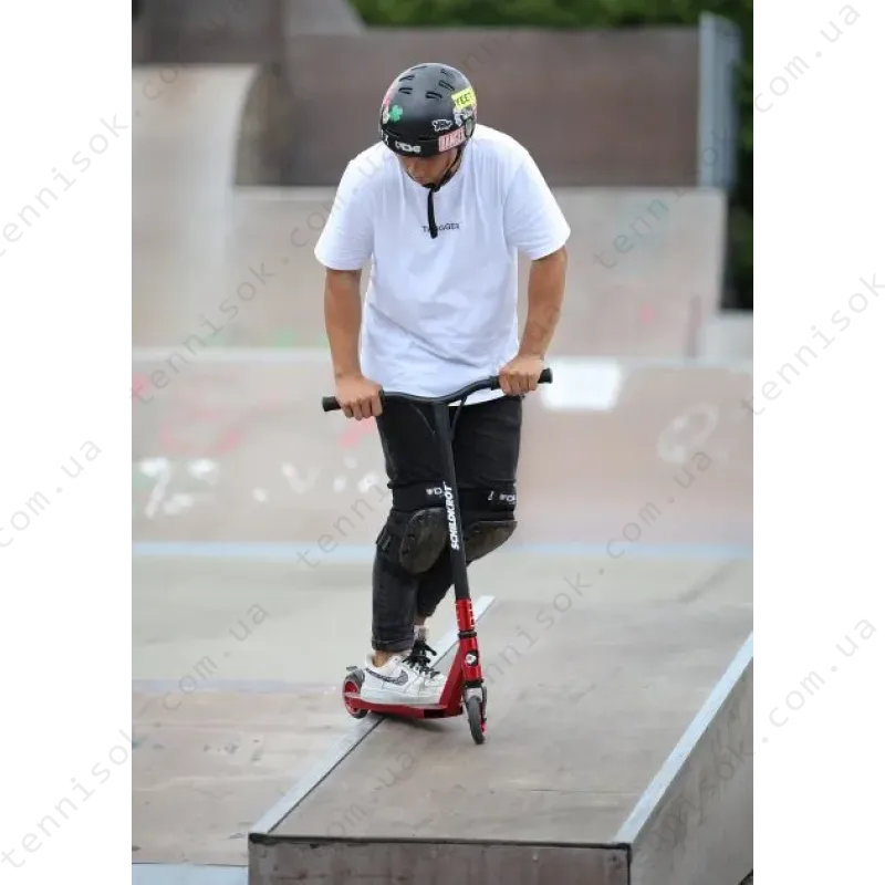 Самокат трюковий Schildkrot Flipwhip Electric Black/Red