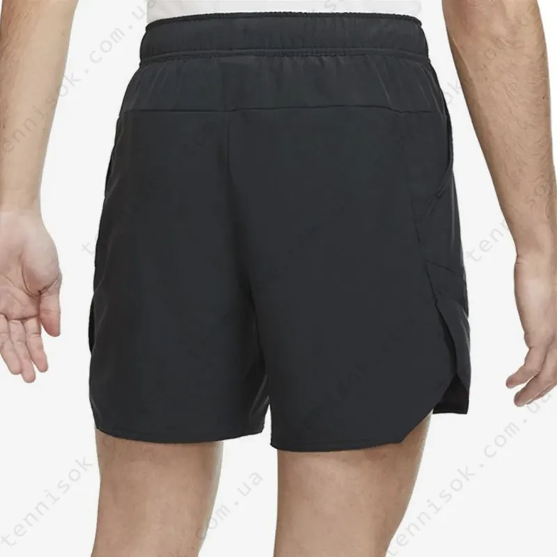 Теннисные шорты Nike Court Dri-FIT Advantage DD8329-010