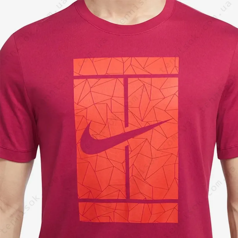 Теннисная футболка Nike Court Men's Seasonal Tennis T-Shirt DD8404-690
