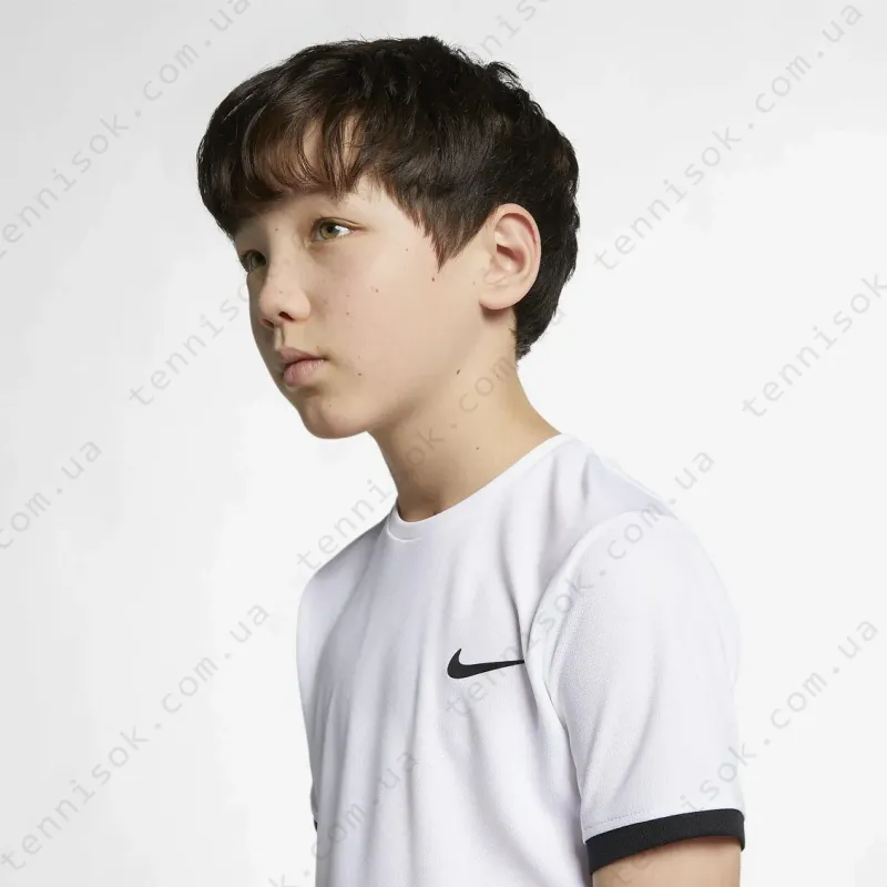 Теннисная футболка Nike Court Dry Crew CD0072-100