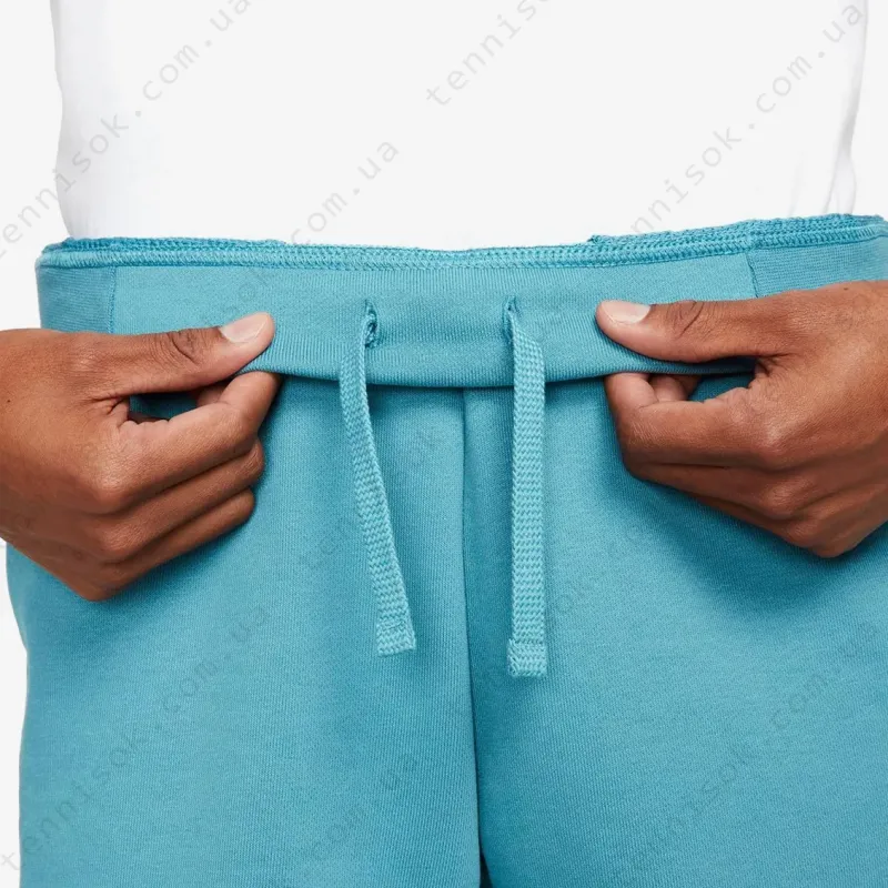 Теннисные шорты Nike Court Fleece Tennis Shorts DA4383-415
