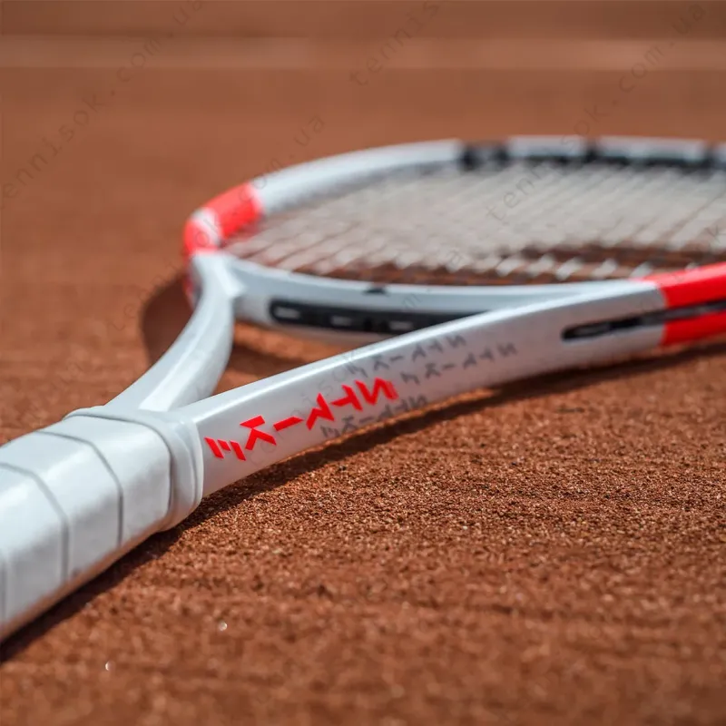 Теннисная ракетка Babolat Pure Strike 100 16/20 101534/323