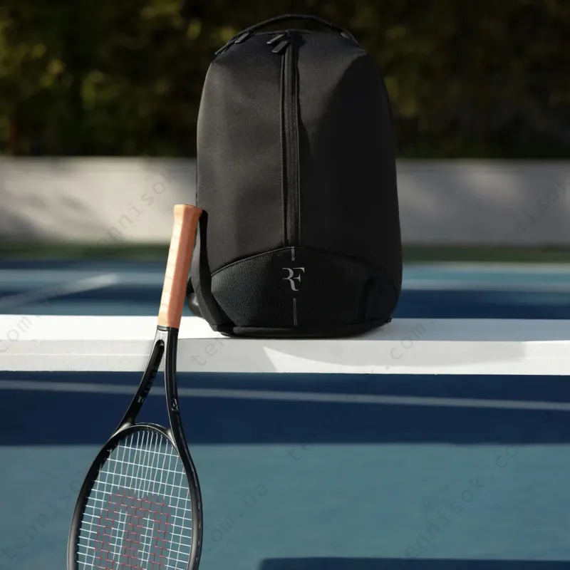 Тенісний рюкзак Wilson RF Backpack WR8032801001