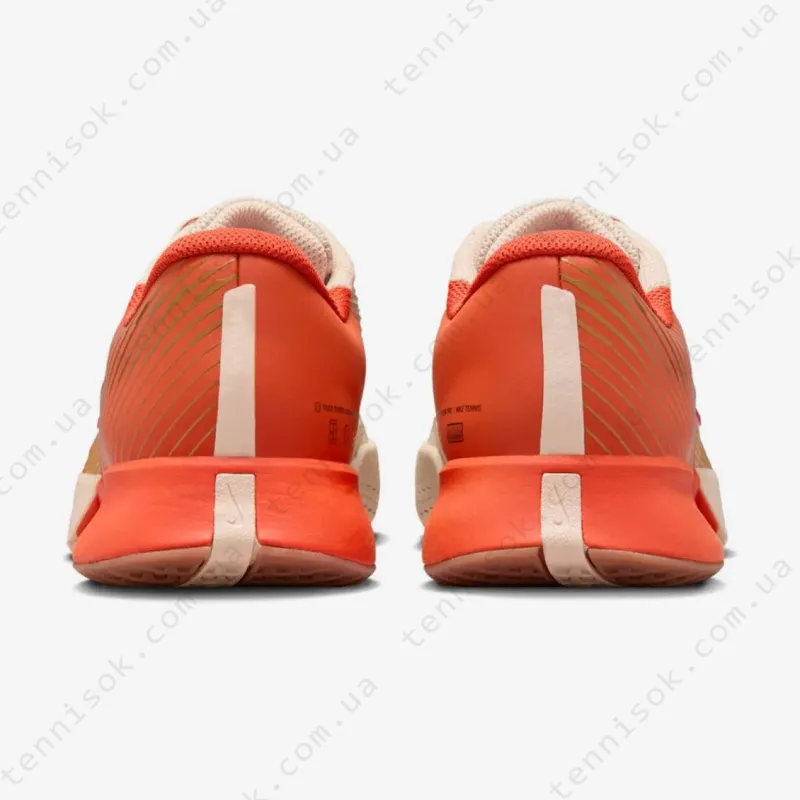Тенісні кросівки Nike Air Zoom Vapor Pro 2 HC Premium FB7054-105