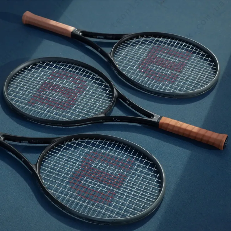 Тенісна ракетка Wilson RF 01 WR151411