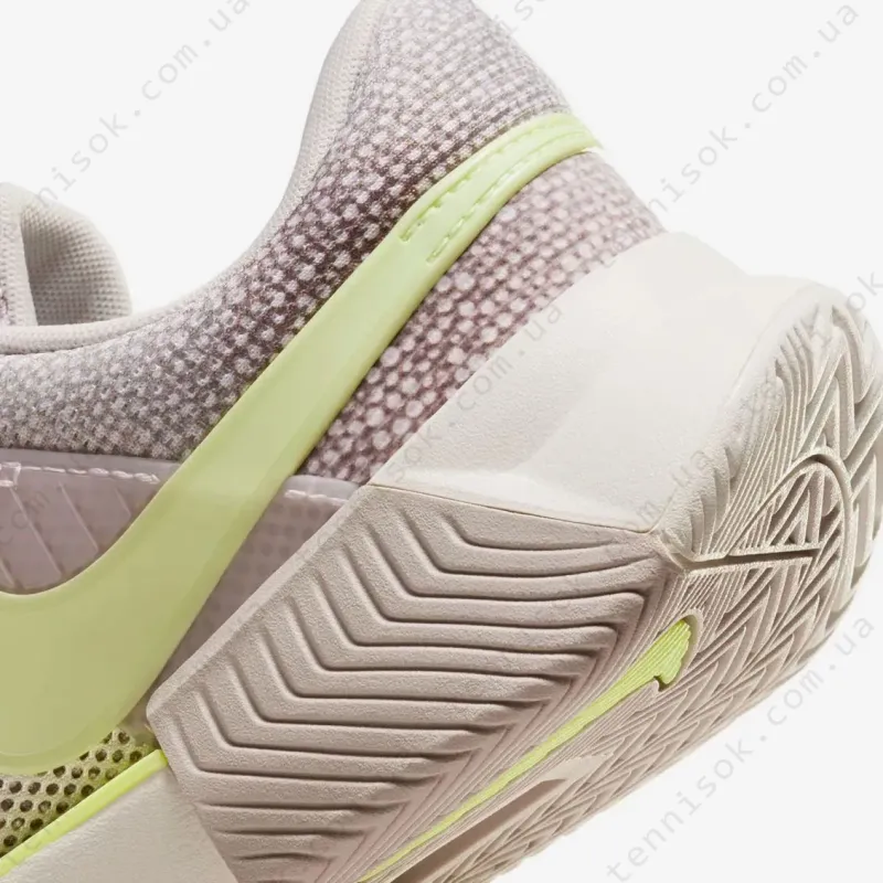 Тенісні кросівки Nike Zoom GP Challenge 1 HC FJ1811-001