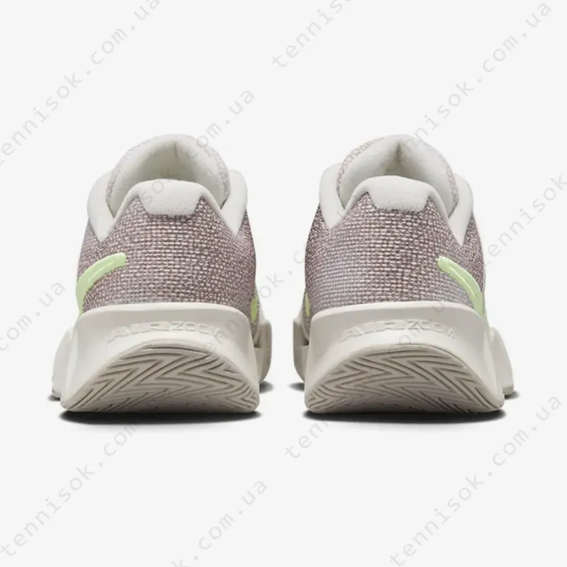 Теннисные кроссовки Nike Women's GP Challenge Pro Premium FJ1809-001