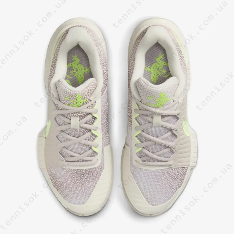 Теннисные кроссовки Nike Women's GP Challenge Pro Premium FJ1809-001