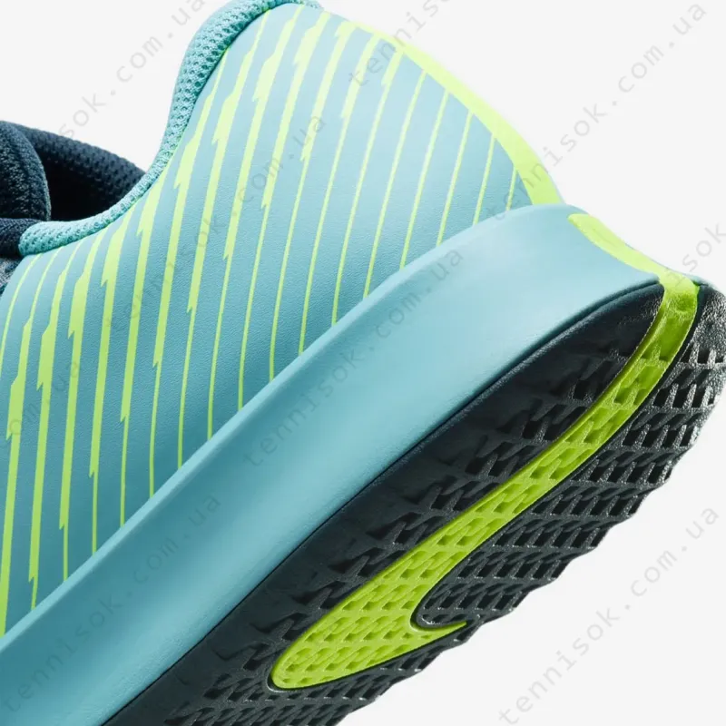 Тенісні кросівки Nike Court Air Zoom Vapor Pro 2 HC DR6191-400