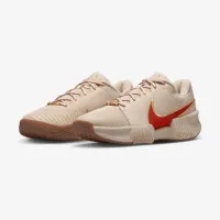 Теннисные кроссовки Nike GP Challenge Pro Premium Clay FN4746-103