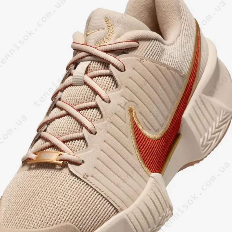 Теннисные кроссовки Nike GP Challenge Pro Premium Clay FN4746-103
