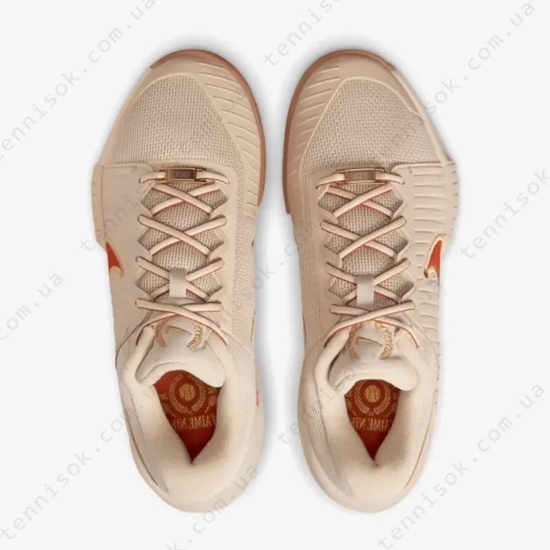 Теннисные кроссовки Nike GP Challenge Pro Premium Clay FN4746-103
