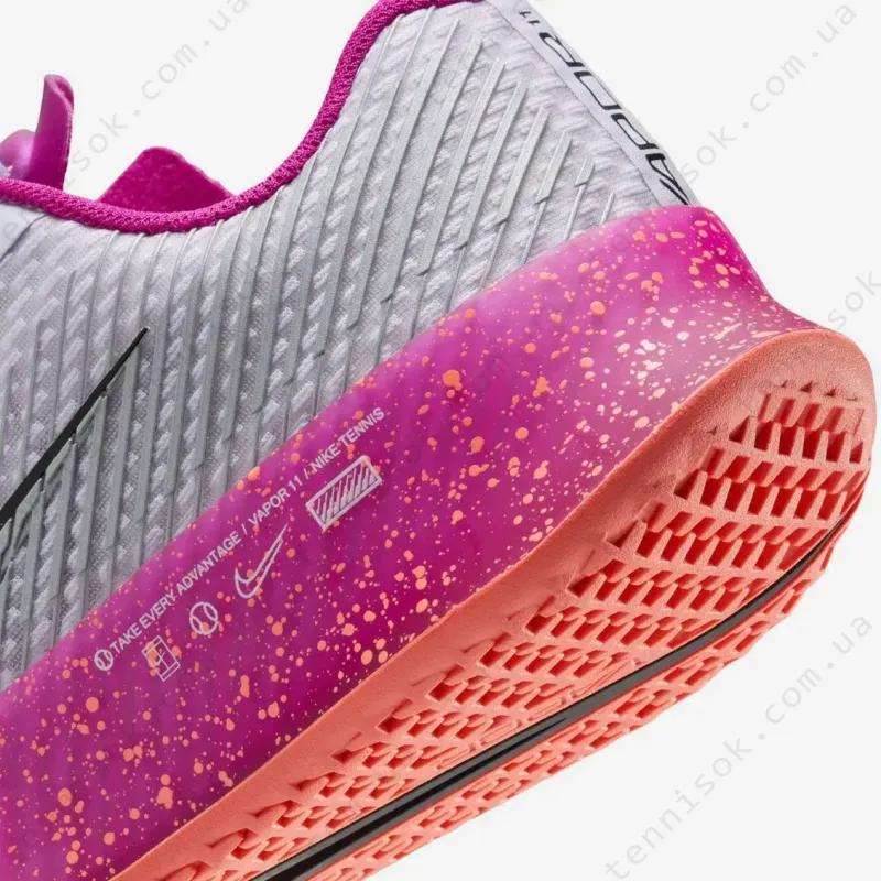Теннисные кроссовки Nike Zoom Vapor 11 Premium HC FQ7266-500
