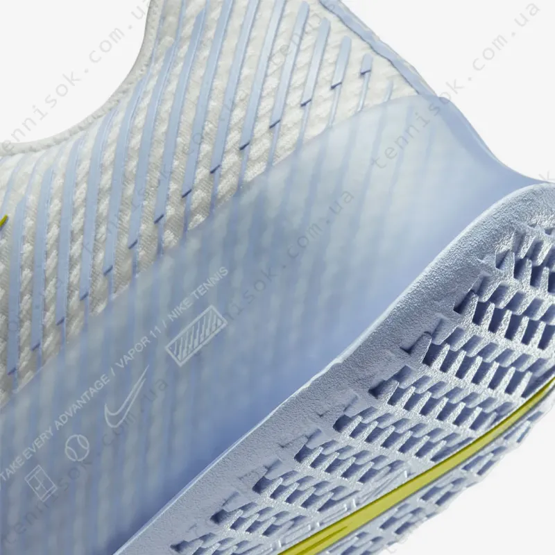 Тенісні кросівки Nike Zoom Vapor 11 DR6965-103