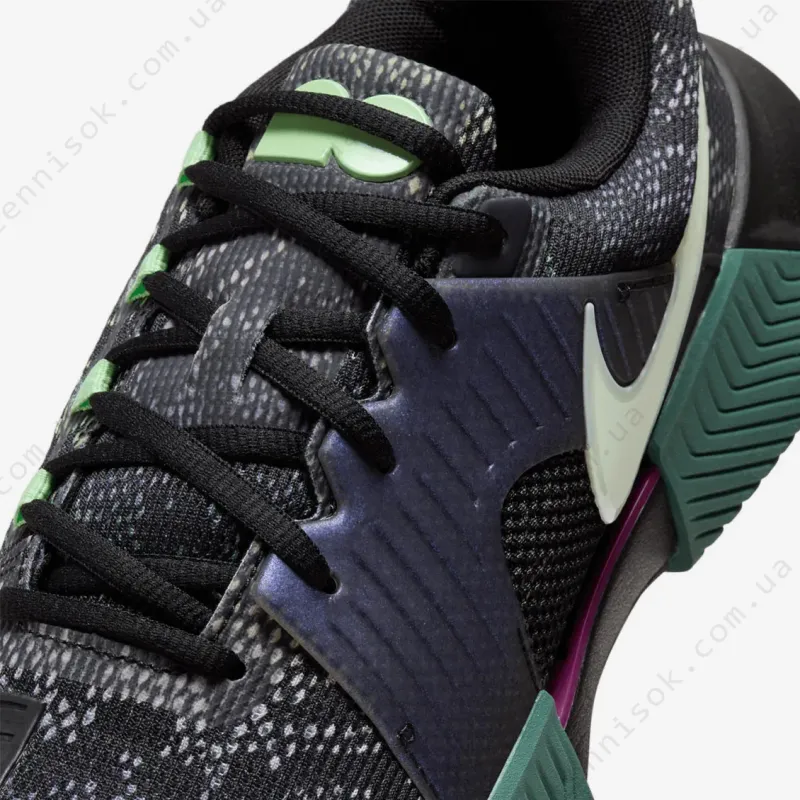 Тенісні кросівки Nike Zoom GP Challenge 1 Osaka HC FJ1810-001