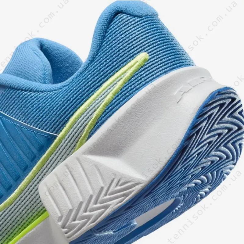 Теннисные кроссовки Nike Zoom GP Challenge 1 HC FB3146-400