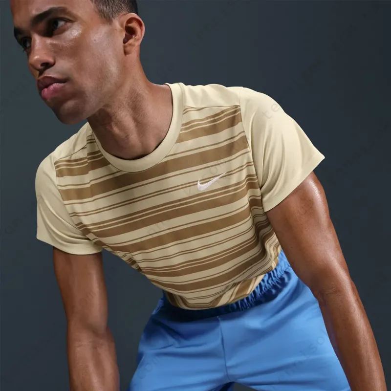 Теннисная футболка Nike Court Dry Victory Printed Tee FZ6923-229