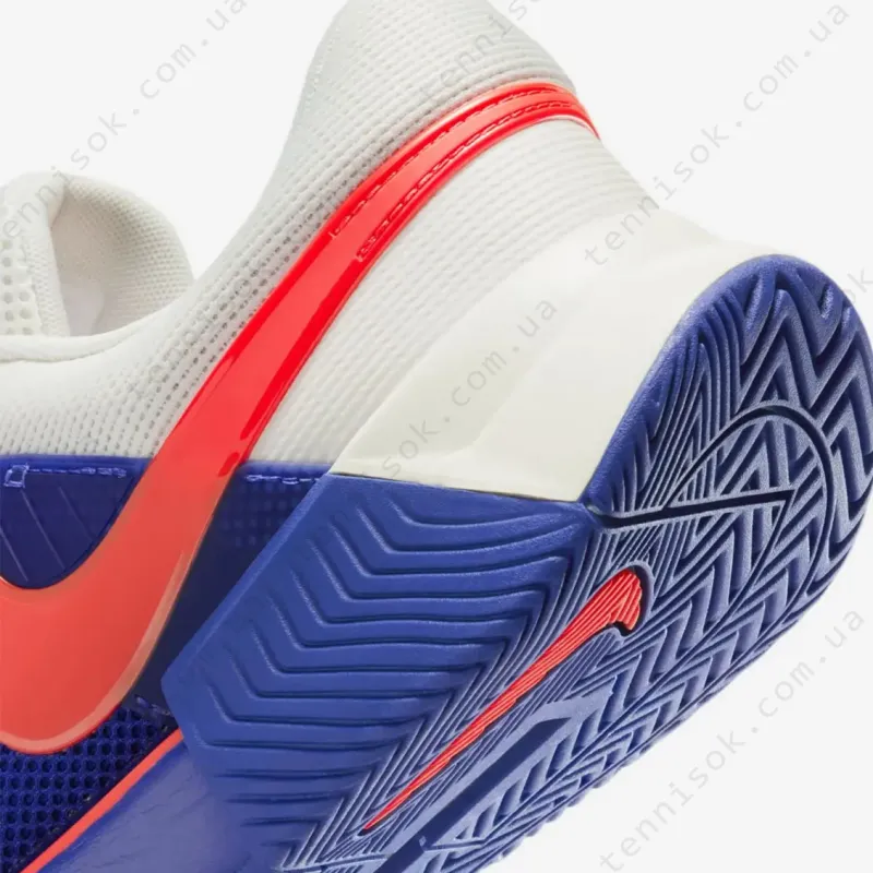 Тенісні кросівки Nike Zoom GP Challenge 1 HC HJ6769-500