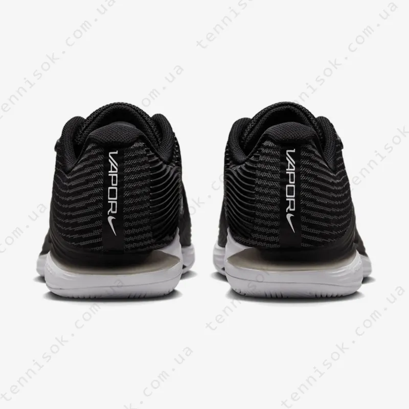 Теннисные кроссовки Nike Zoom Vapor 12 HC FV5554-001