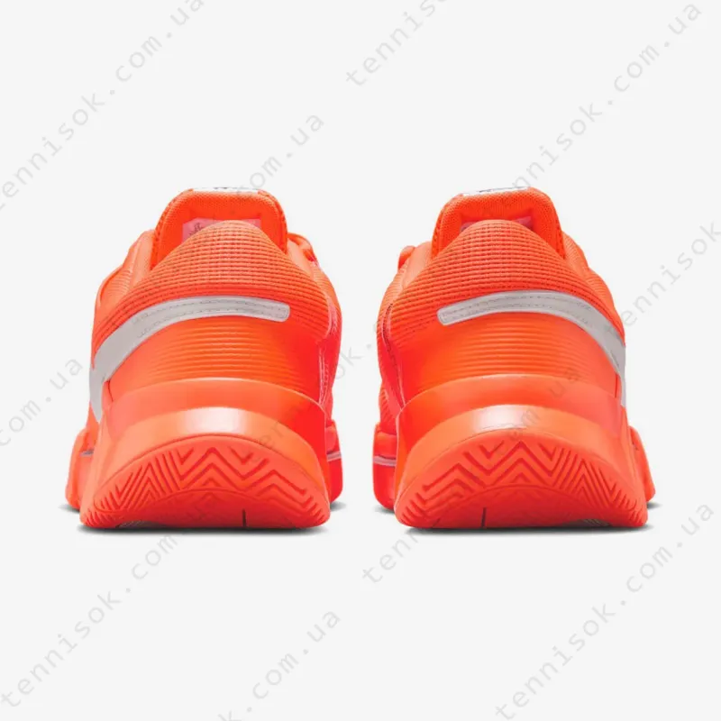 Тенісні кросівки Nike Zoom GP Challenge 1 Premium HC HQ2628-801