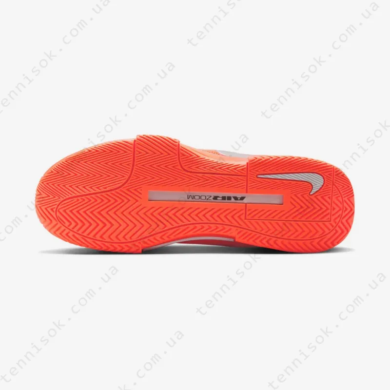 Тенісні кросівки Nike Zoom GP Challenge 1 Premium HC HQ2628-801