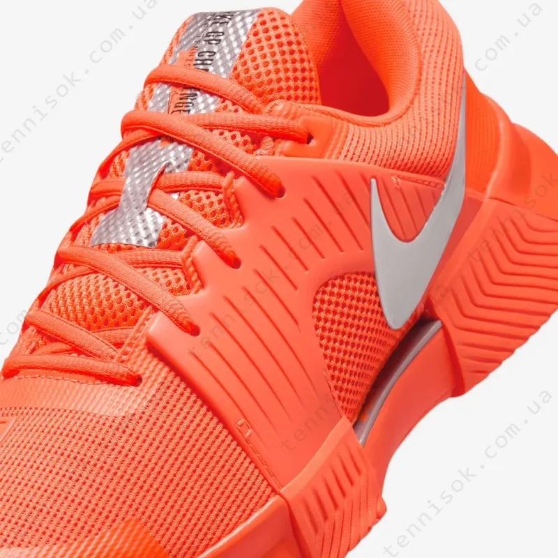 Тенісні кросівки Nike Zoom GP Challenge 1 Premium HC HQ2628-801