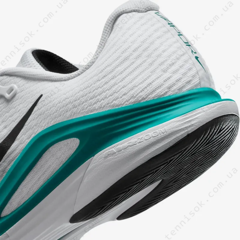 Тенісні кросівки Nike Zoom Vapor 12 HC FV5552-104
