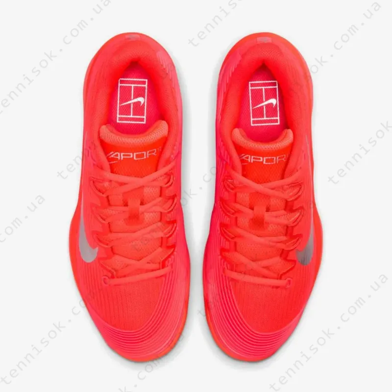Теннисные кроссовки Nike Zoom Vapor 12 Premium HC HQ2595-600