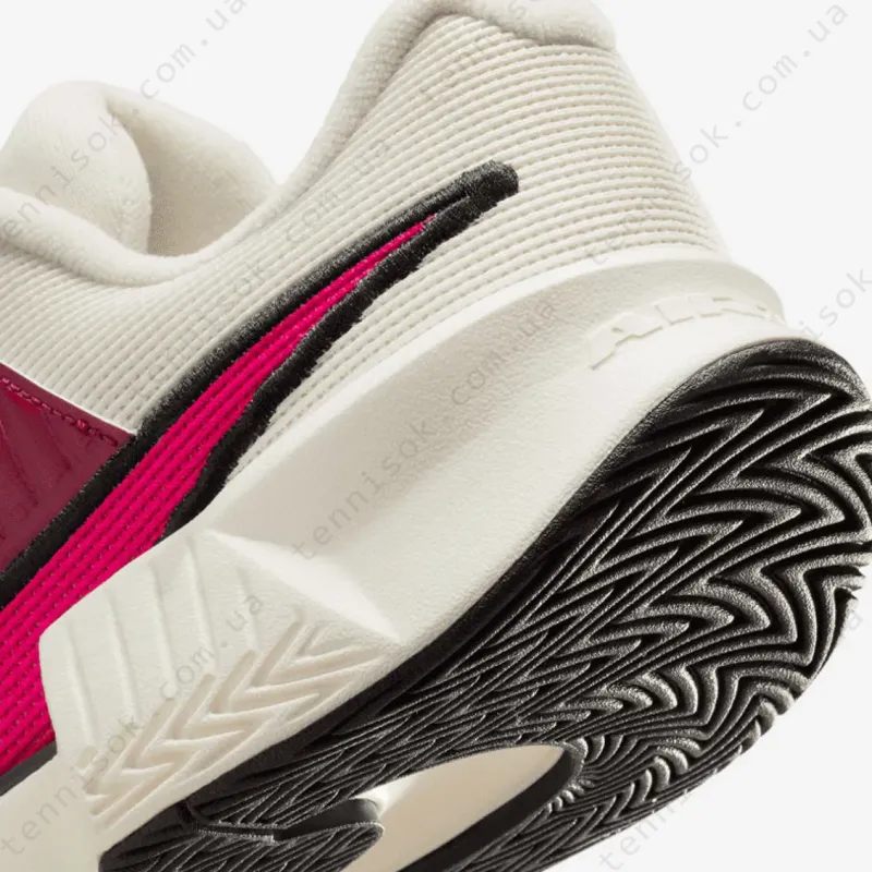 Теннисные кроссовки Nike Zoom GP Challenge 1 HC FB3146-104
