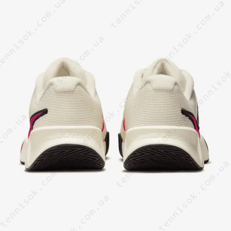 Теннисные кроссовки Nike Zoom GP Challenge 1 HC FB3146-104