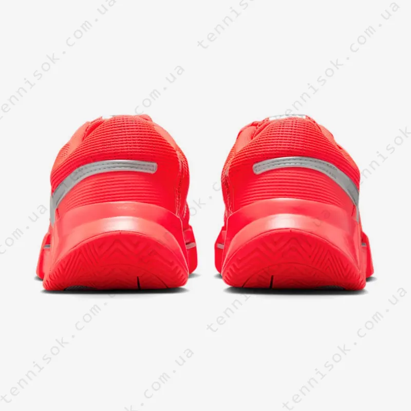 Тенісні кросівки Nike Zoom GP Challenge 1 Premium HC HQ2551-600