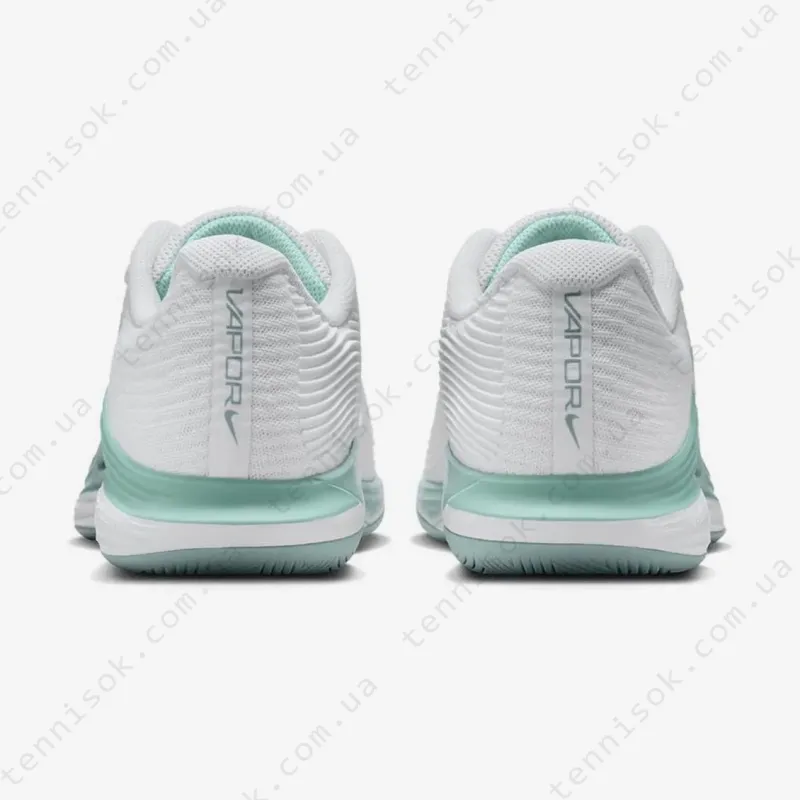 Теннисные кроссовки Nike Zoom Vapor 12 HC FV5554-106