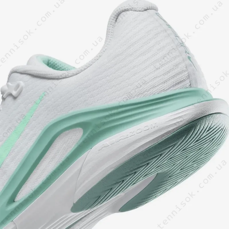 Теннисные кроссовки Nike Zoom Vapor 12 HC FV5554-106