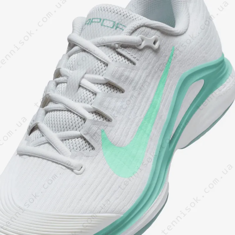 Теннисные кроссовки Nike Zoom Vapor 12 HC FV5554-106