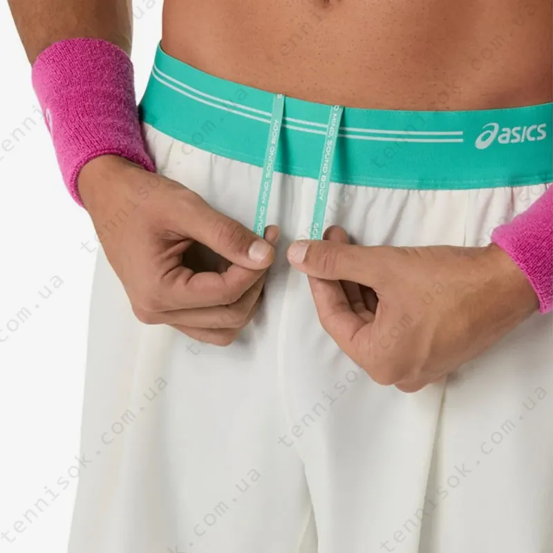 Теннисные шорты Asics Game 7in Shorts 2041A382-100