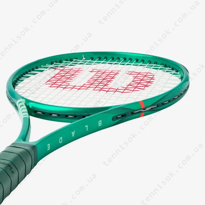 Тенісна ракетка Wilson Blade 98 18x20 V10 WR207911