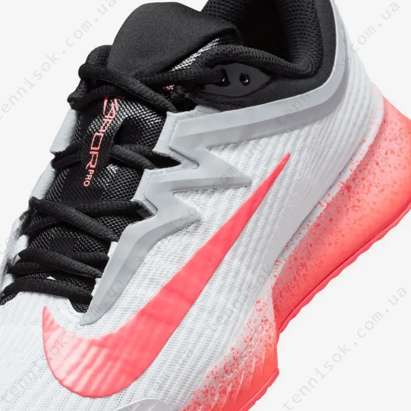 Теннисные кроссовки Nike Zoom Vapor Pro 3 HC Premium HV1376-100