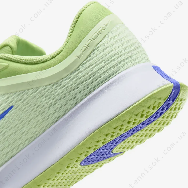 Теннисные кроссовки Nike Zoom Vapor Pro 3 HC FZ2158-700