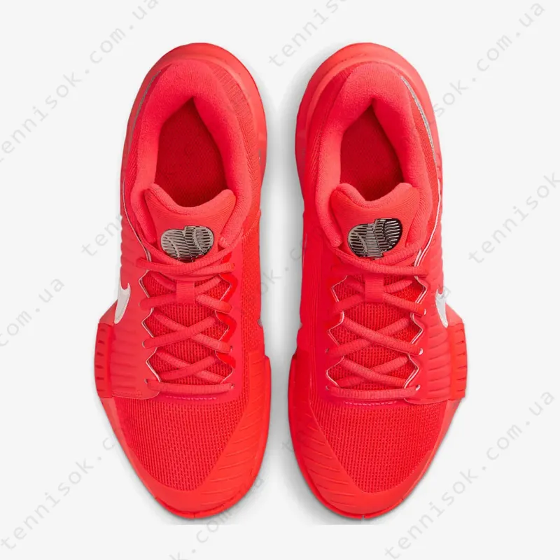 Теннисные кроссовки Nike GP Challenge Pro HC HQ2609-600