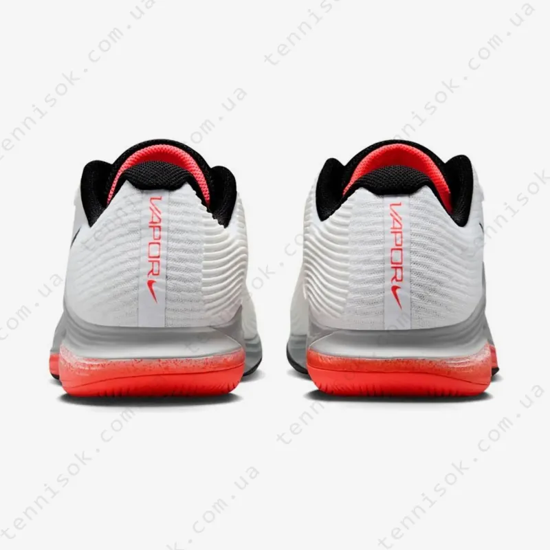 Теннисные кроссовки Nike Zoom Vapor 12 HC IB2534-100