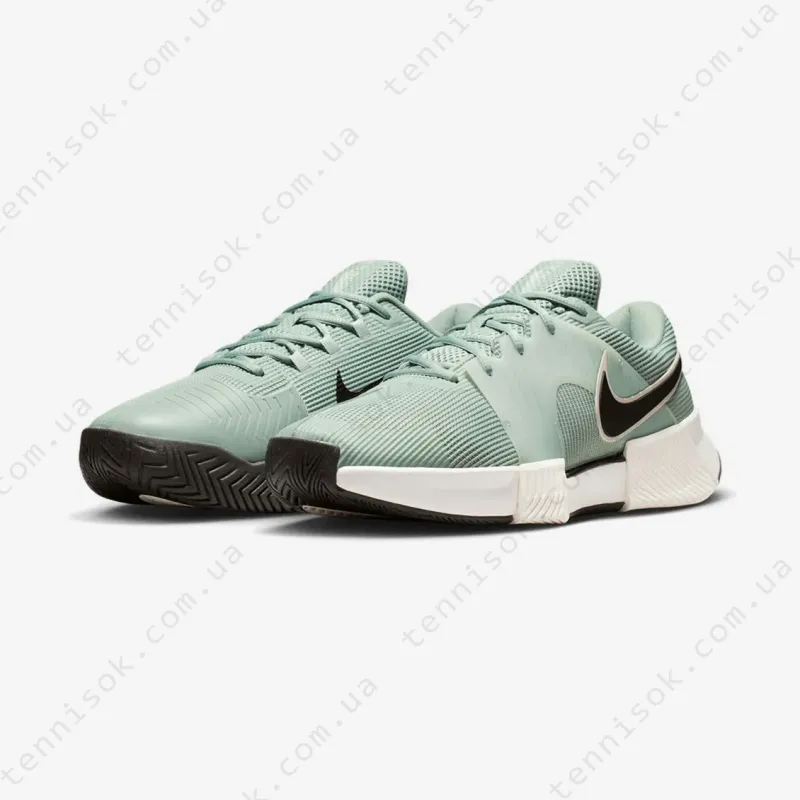 Теннисные кроссовки Nike Zoom GP Challenge 1.5 HC IQ5180-005