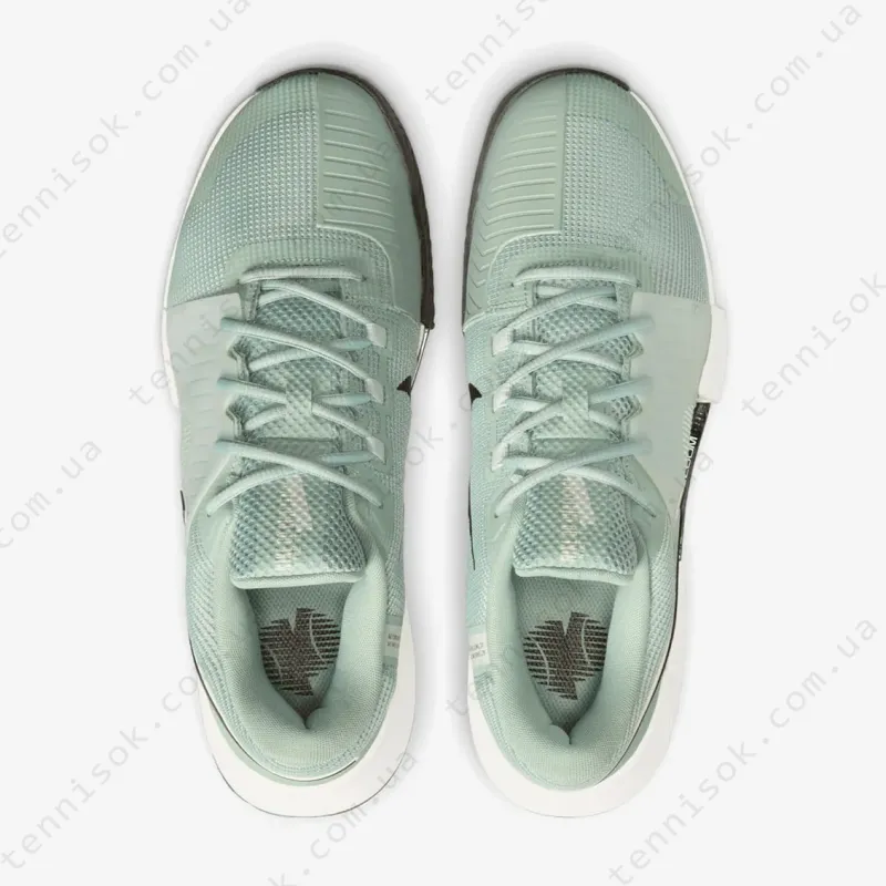 Теннисные кроссовки Nike Zoom GP Challenge 1.5 HC IQ5180-005