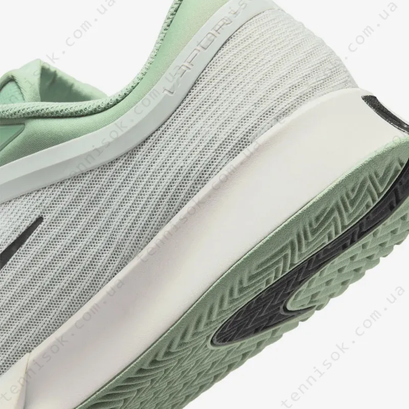 Теннисные кроссовки Nike Zoom Vapor Pro 3 Clay HQ6034-003