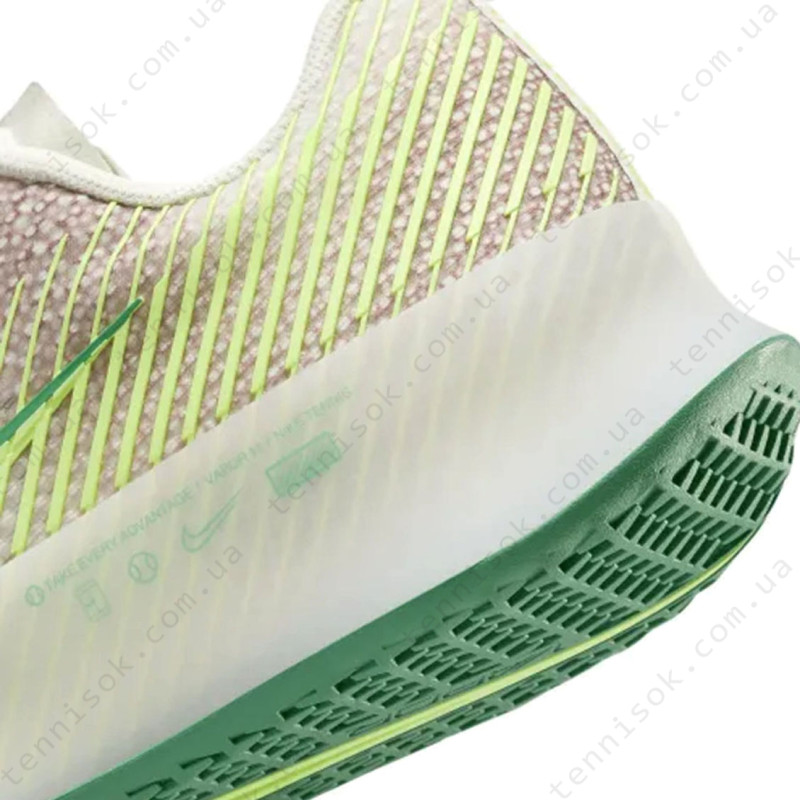 Тенісні кросівки Nike Court Air Zoom Vapor 11 Premium HC FJ2055-001