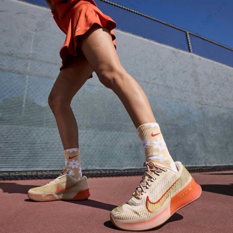 Теннисные кроссовки Nike Zoom Vapor 11 Clay Premium FN4766-103