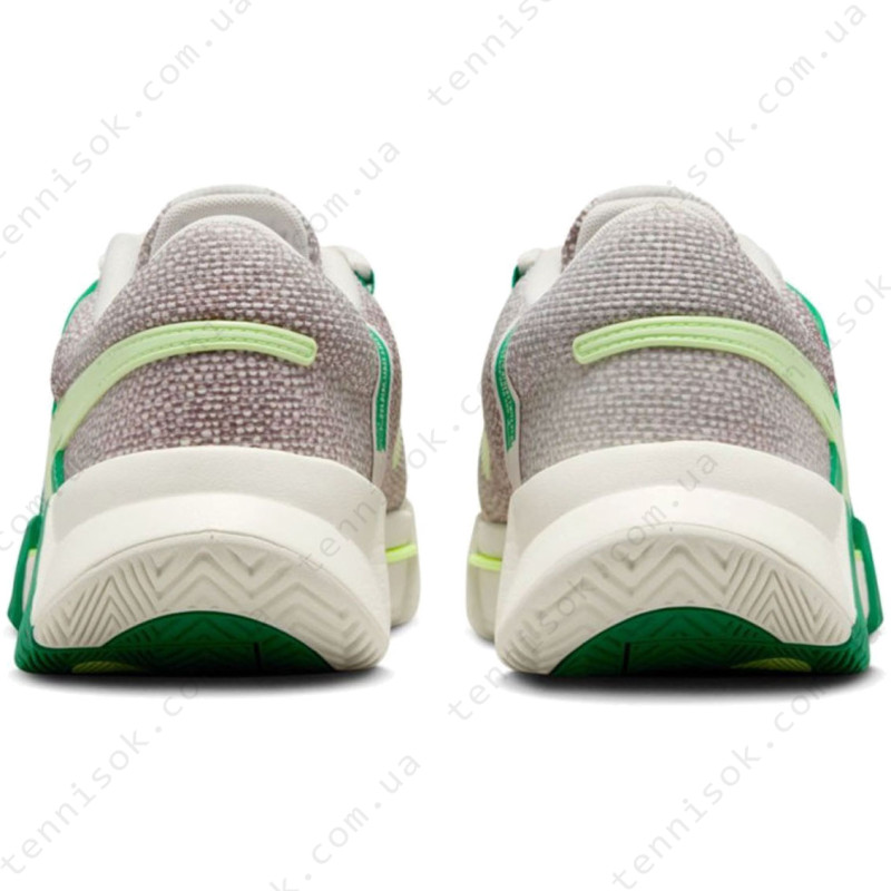 Тенісні Кросівка Nike Zoom GP Challenge 1 Premium HC FJ2044-001